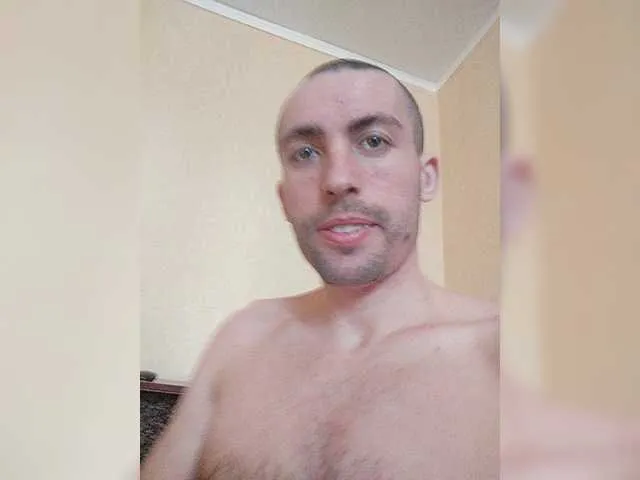 Live sex webcam photo for maksym939 #272873066