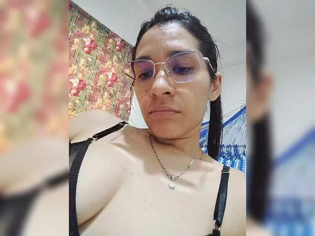 Live sex webcam photo for maky-davis #291527784