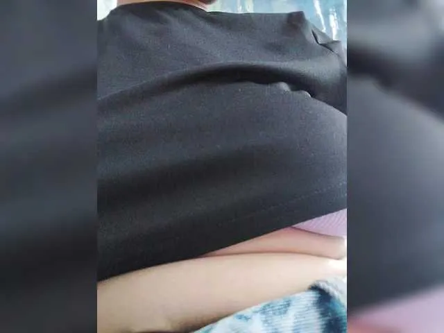Live sex webcam photo for maky-davis #291624042