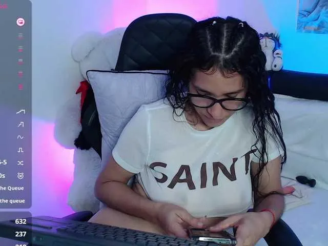 Live sex webcam photo for maky-davis #292259706