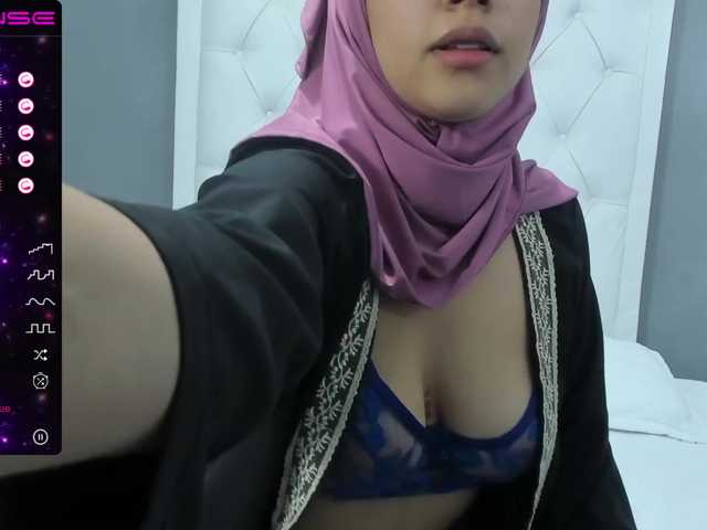 Live sex webcam photo for malakjadyi #273803312