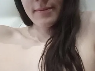 Live sex webcam photo for malaya1234980 #156179622