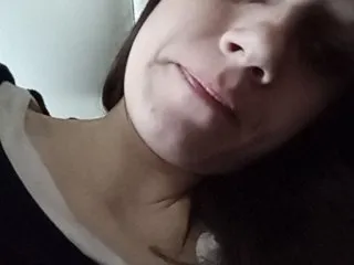 Live sex webcam photo for malaya1234980 #157095749