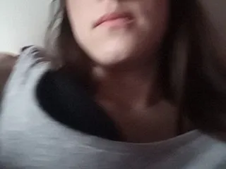 Live sex webcam photo for malaya1234980 #160284472