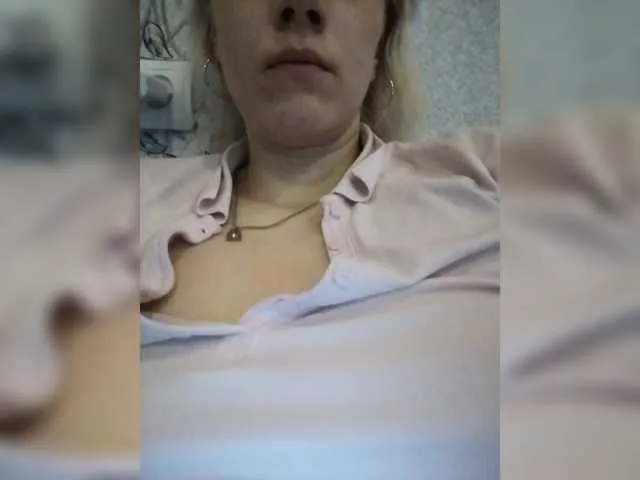 Live sex webcam photo for malaya1234980 #272332623