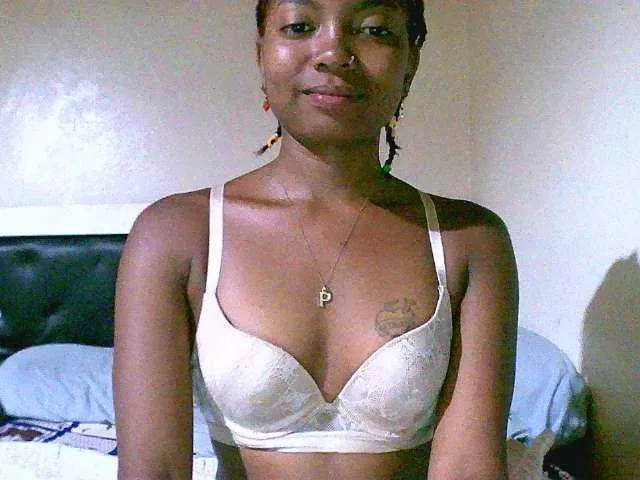 Live sex webcam photo for maliah #290569263