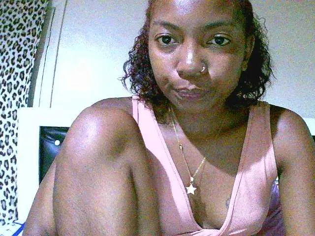 Live sex webcam photo for maliah #290608578