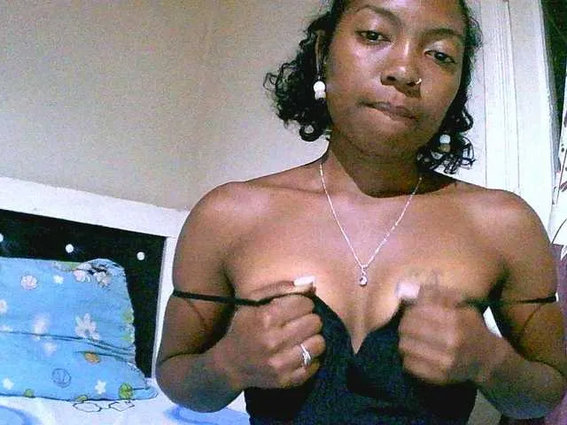 Live sex webcam photo for maliah #291022880