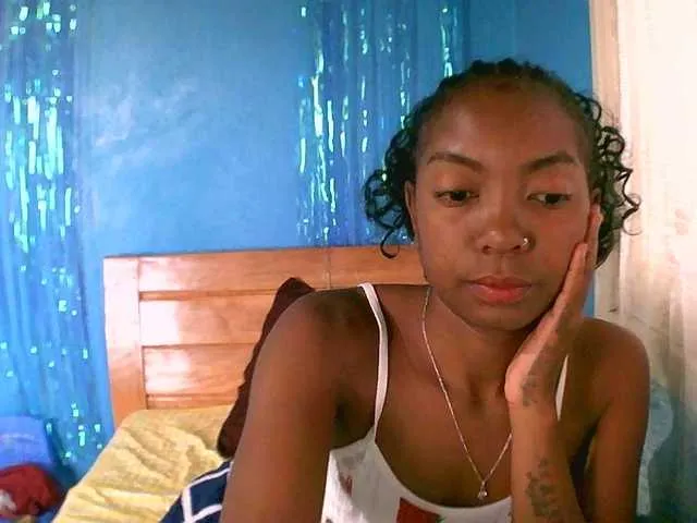 Live sex webcam photo for maliah #291581197