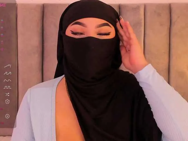 Live sex webcam photo for malih- #290184064