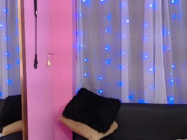 Live sex webcam photo for mallys #272190020