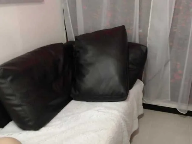 Live sex webcam photo for mallys #272895778