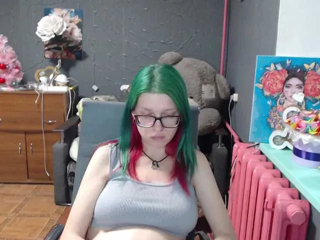 Live sex webcam photo for malvinella #291407323