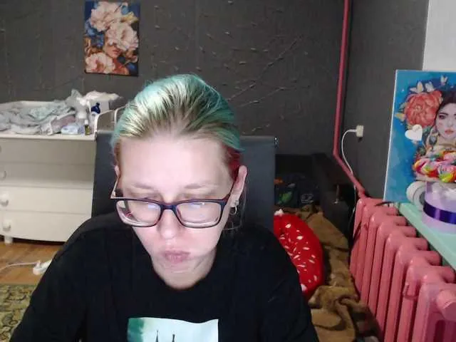 Live sex webcam photo for malvinella #292071535