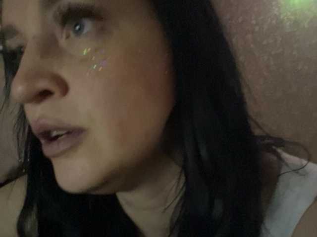 Live sex webcam photo for mama-tvoego-druga #277231691