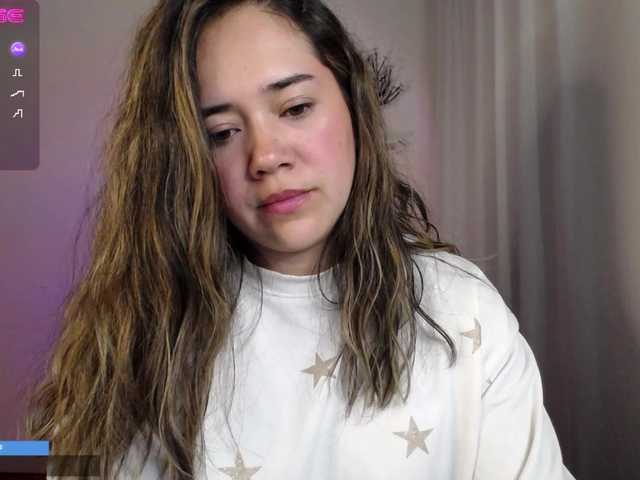 Live sex webcam photo for mandariina #290017716