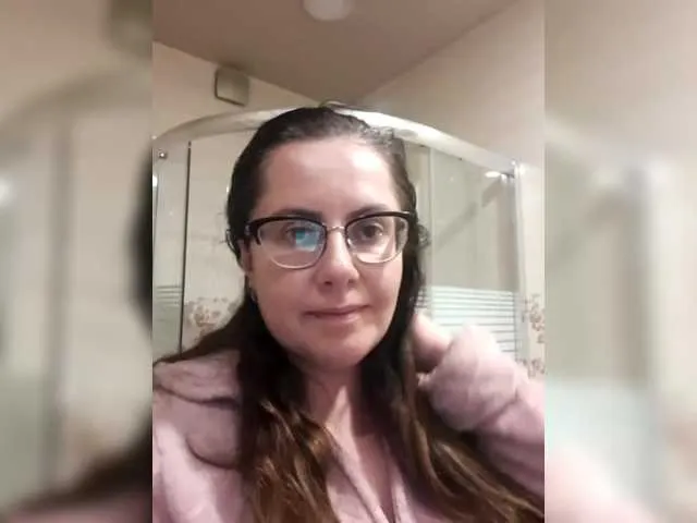 Live sex webcam photo for mandarinka28 #290369808