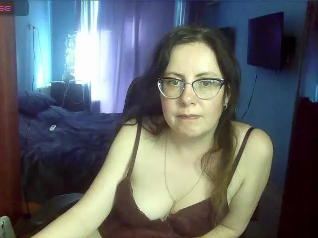 Live sex webcam photo for mandarinka28 #290683605