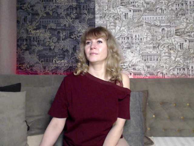 Live sex webcam photo for mandyfoxxx #290407889