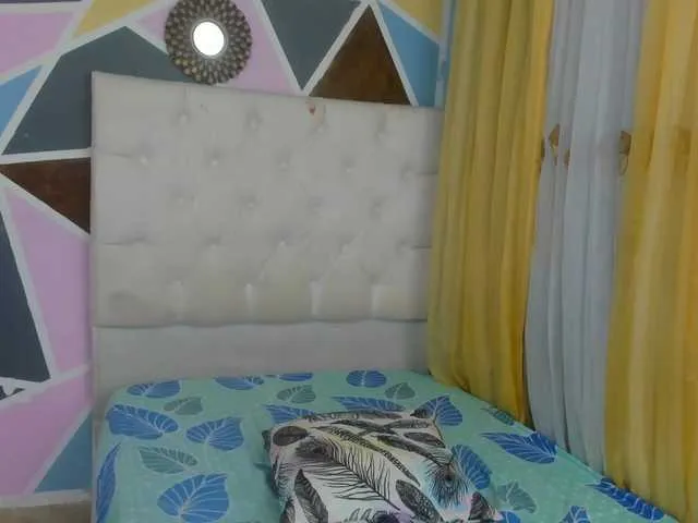 Live sex webcam photo for mandyloungue #276191423