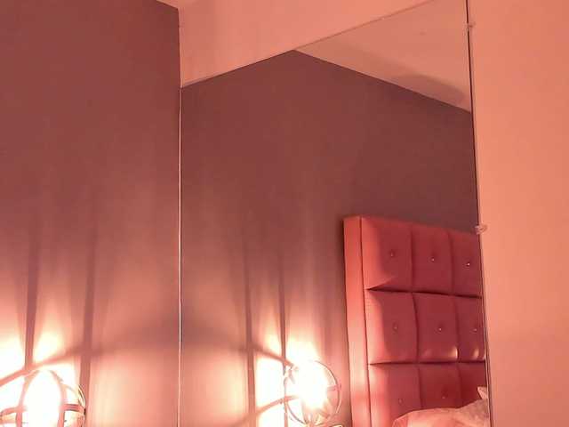 Live sex webcam photo for manelyk10 #273141747