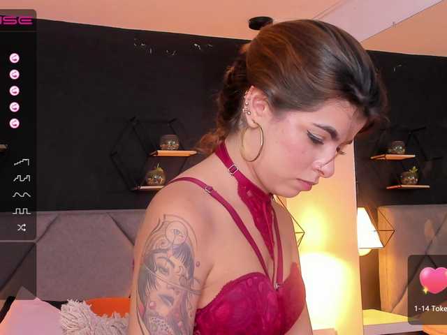 Live sex webcam photo for manelyk10 #273756082