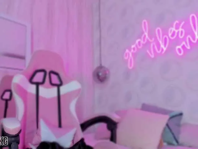 Live sex webcam photo for manelykg #272340113