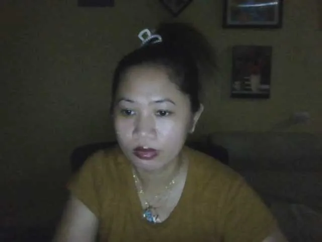 Live sex webcam photo for mangogirl28 #273463193