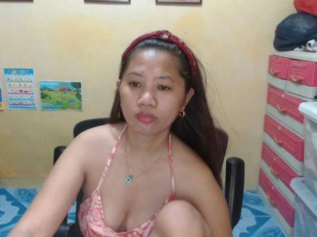 Live sex webcam photo for mangogirl28 #275553745