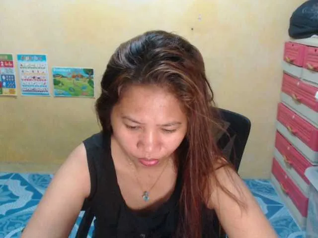 Live sex webcam photo for mangogirl28 #275568743