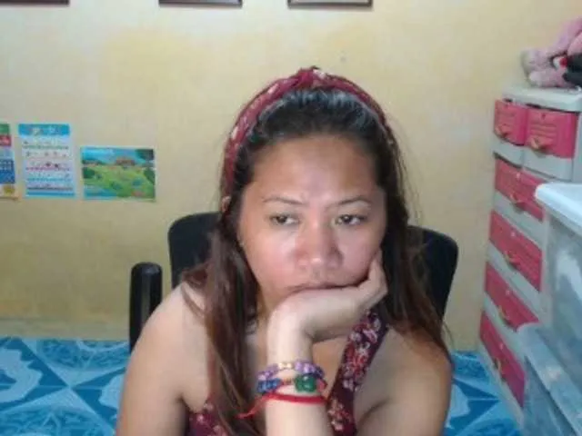 Live sex webcam photo for mangogirl28 #276083483
