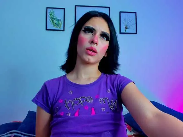 Live sex webcam photo for manuelaa- #276854146