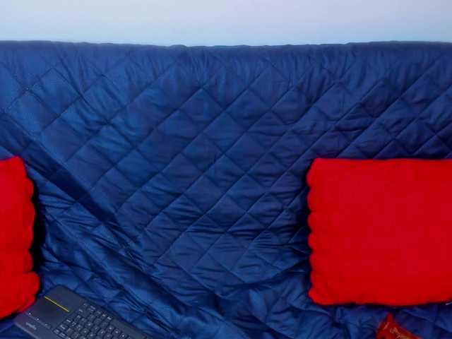 Live sex webcam photo for manuparias- #277618792