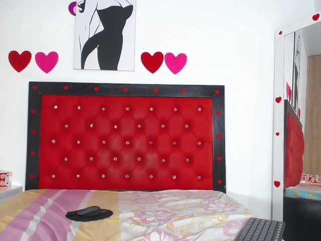 Live sex webcam photo for mara-serna #276387339