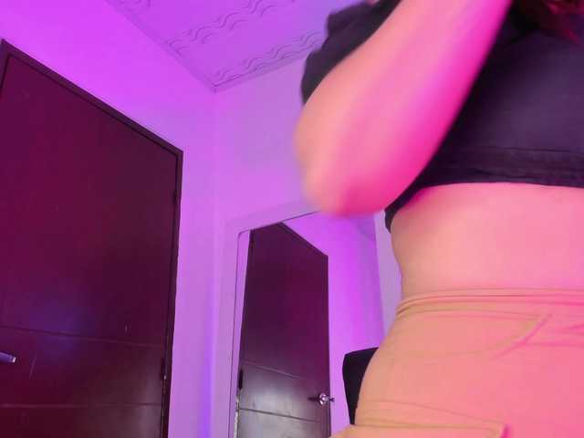 Live sex webcam photo for marany #276701946