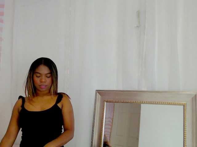 Live sex webcam photo for marbitch #272674241