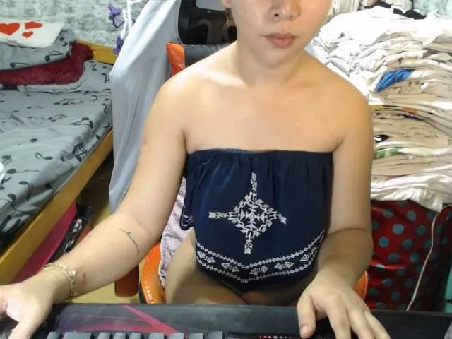 Live sex webcam photo for marga1993 #277772946