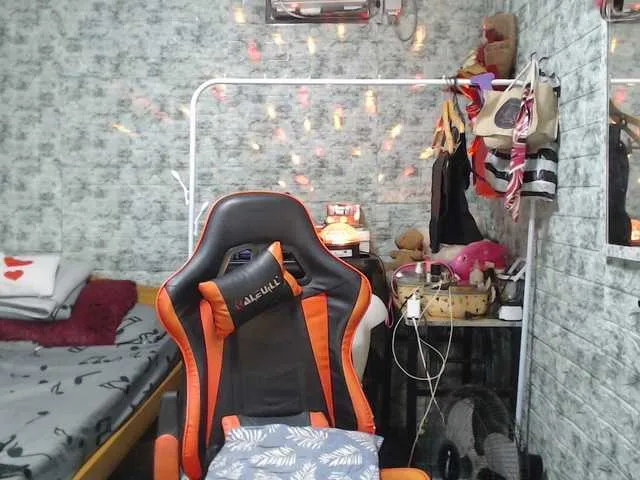 Live sex webcam photo for marga1993 #290303645