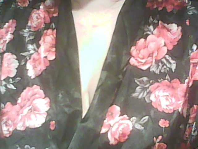 Live sex webcam photo for margosh-364 #290460935