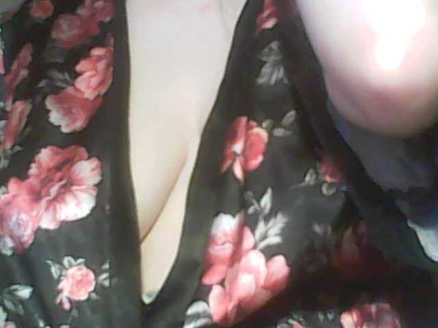 Live sex webcam photo for margosh-364 #290804878