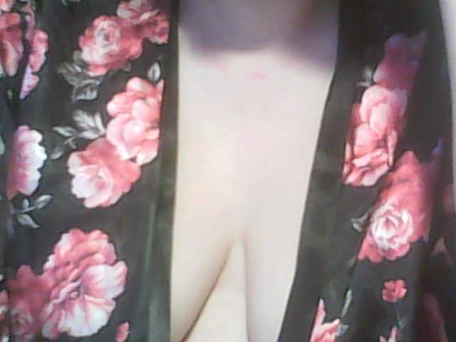 Live sex webcam photo for margosh-364 #290930373