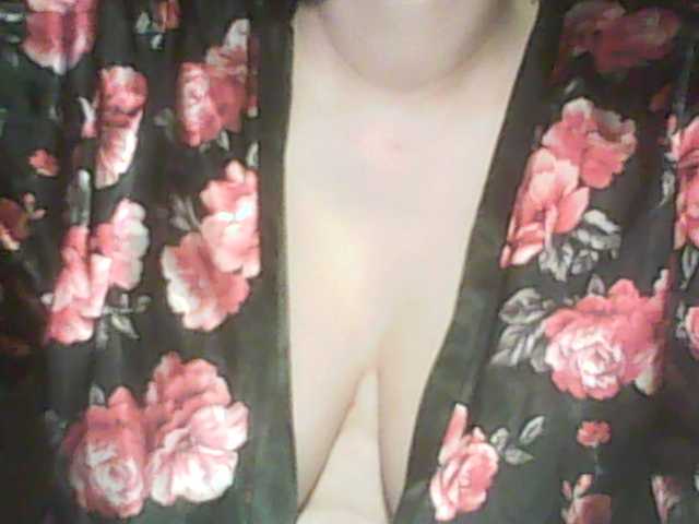 Live sex webcam photo for margosh-364 #291017975