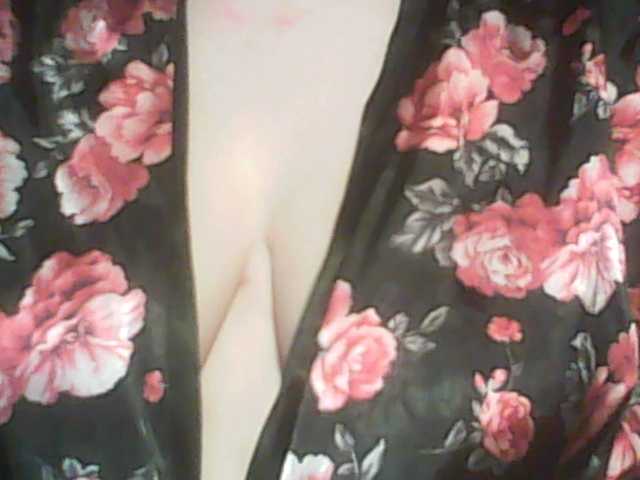 Live sex webcam photo for margosh-364 #291025574