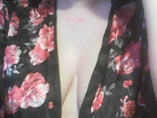 Live sex webcam photo for margosh-364 #292382885