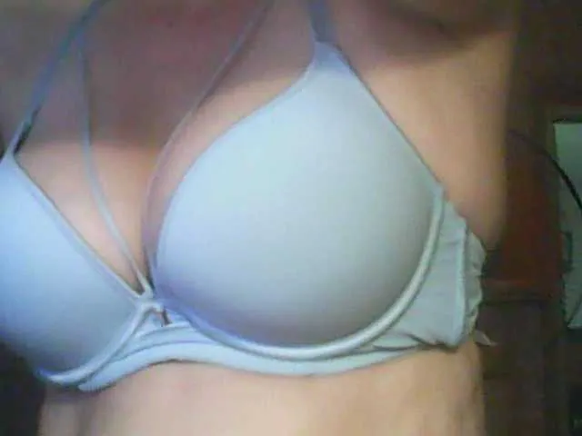 Live sex webcam photo for margosh-364 #293964577
