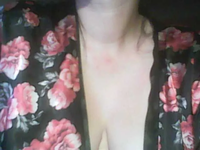 Live sex webcam photo for margosh-364 #294082909