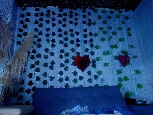Live sex webcam photo for maria-rosse #290567376