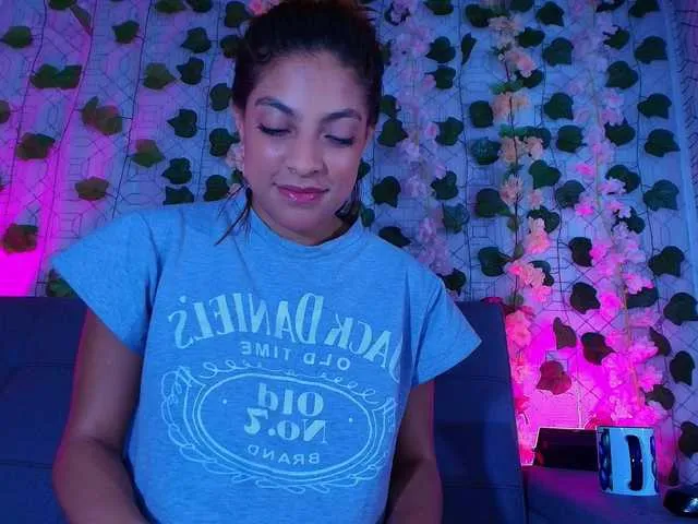 Live sex webcam photo for maria-rosse #291137940