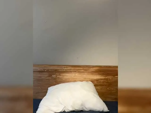 Live sex webcam photo for marialeonoraa #292360038