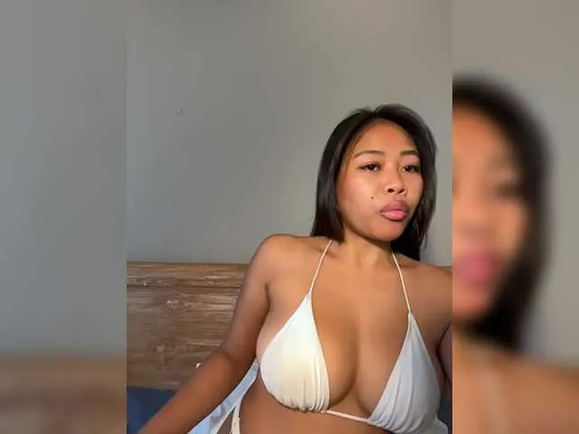 Live sex webcam photo for marialeonoraa #292717950